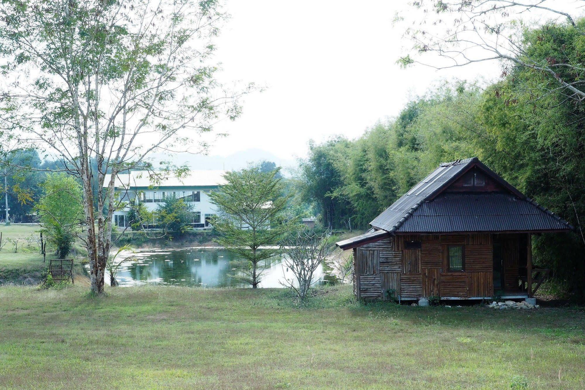塞友 Baan Ricky Motocross And Enduro Track酒店 外观 照片